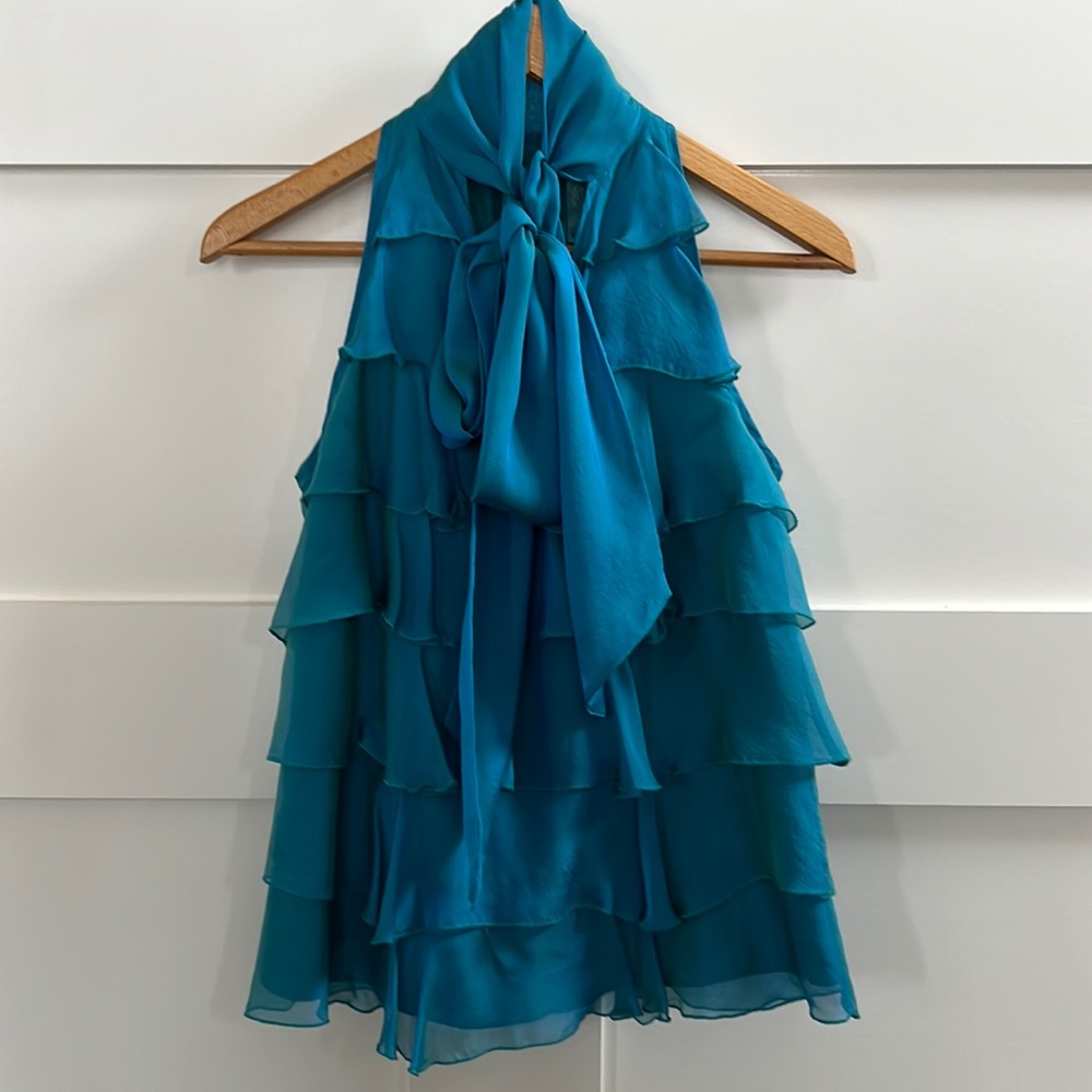 CC Couture 100% silk, XS iridescent blue sleeveless lightweight blouse